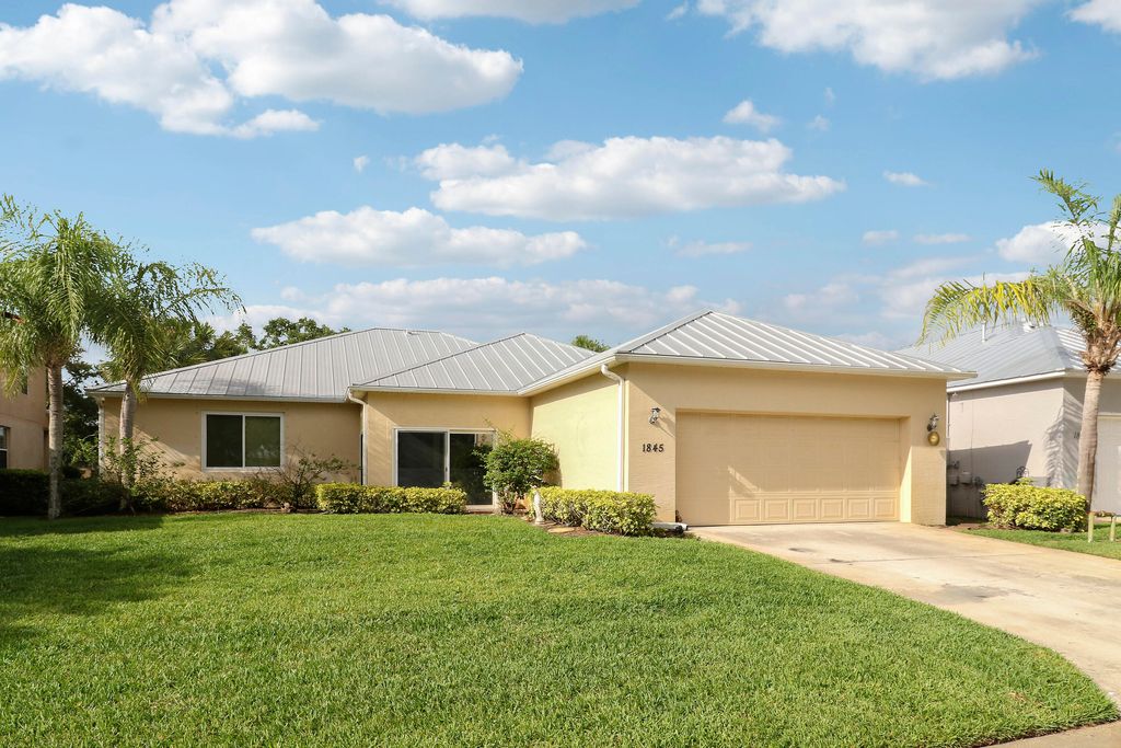 Photo of 1845 Pointe West Way, Vero Beach, FL 32966 (MLS # B26029843)