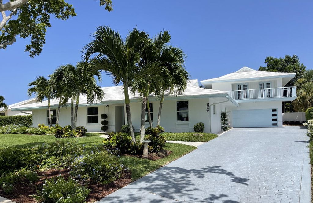 Photo of 808 Anchorage Drive, North Palm Beach, FL 33408 (MLS # R10817729)