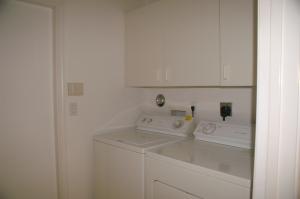 Twin Lakes,Palladium - Residential Lease