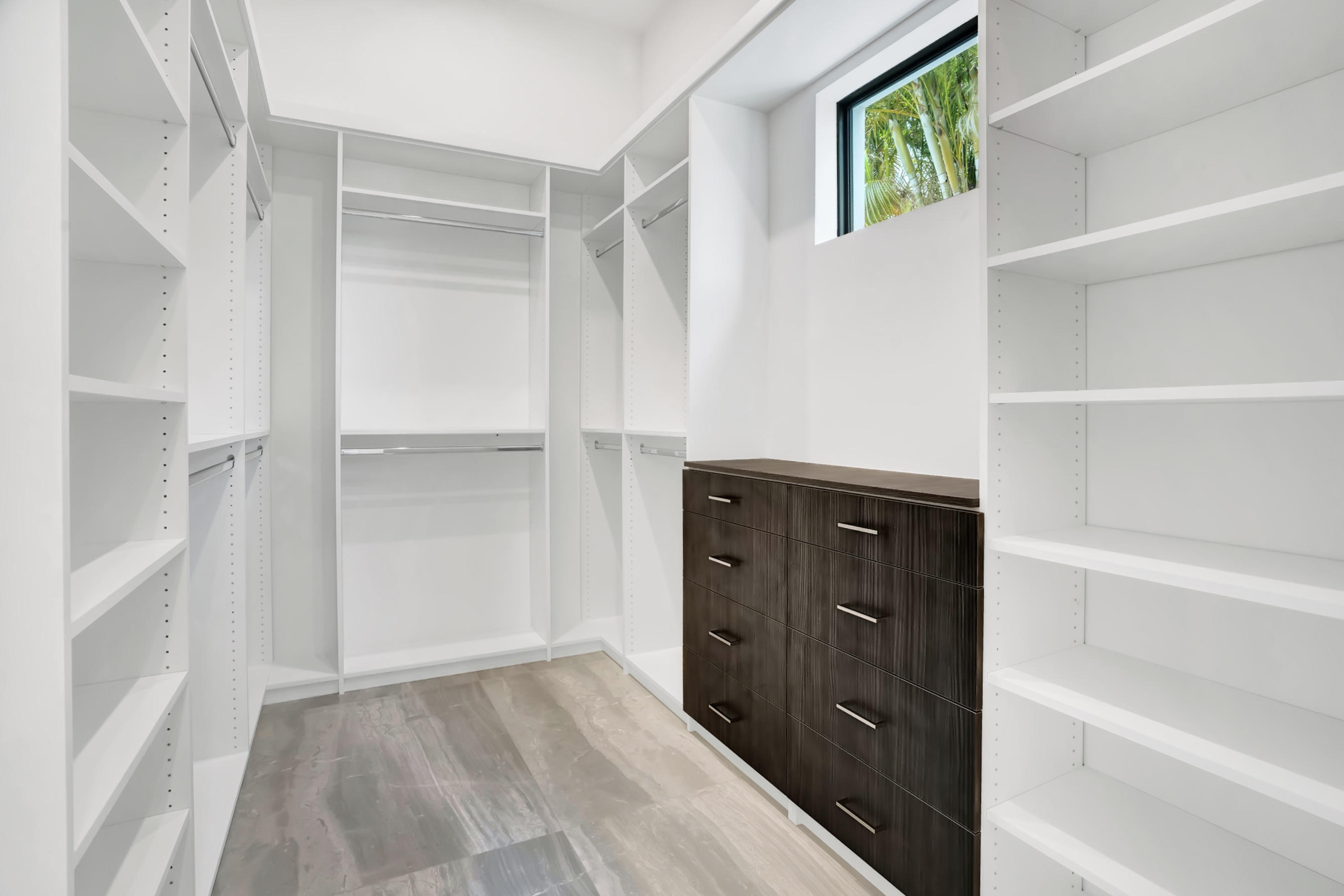 Delaire Country Club - Residential