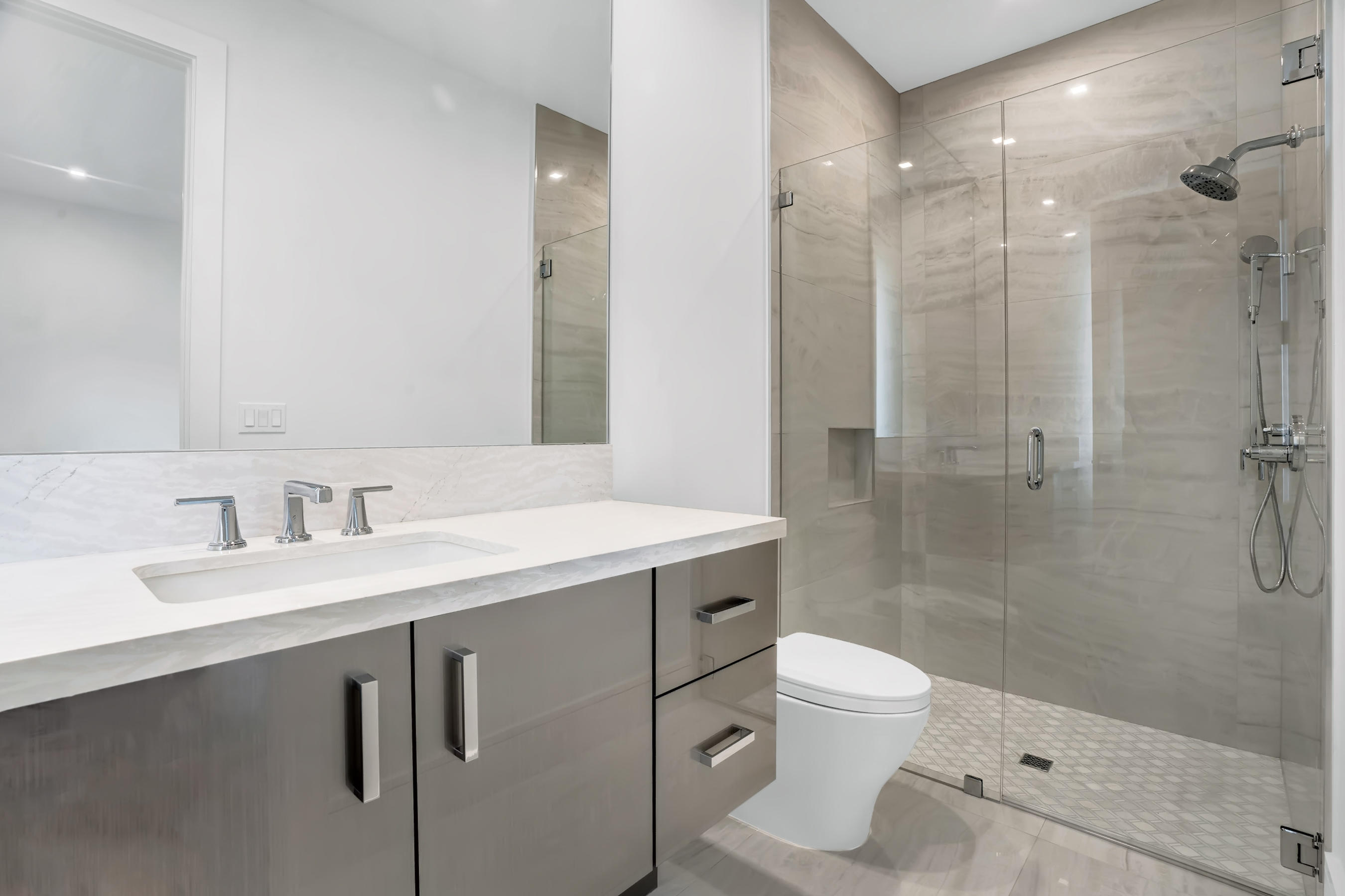 Delaire Country Club - Residential