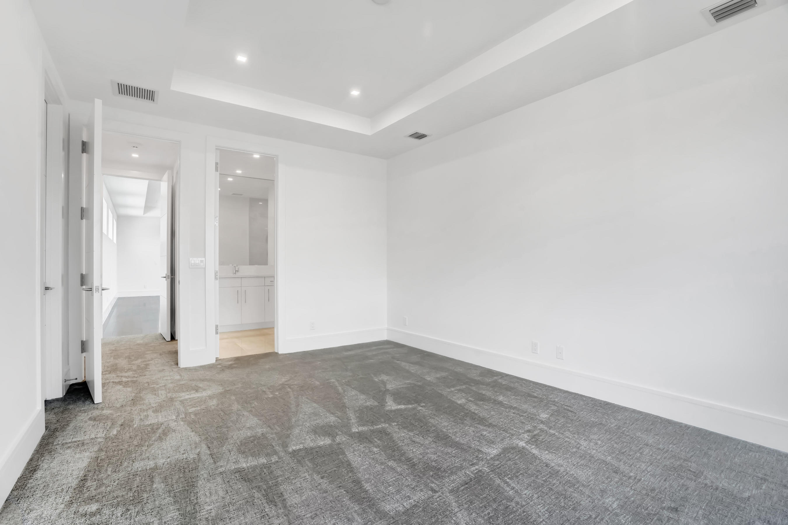 Delaire Country Club - Residential