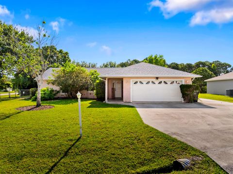 5910 NW Bayou Court Port St Lucie FL 34986