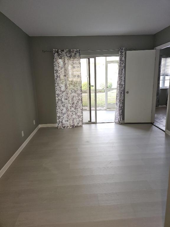 MIDPORT PLACE II, A CONDOMINIUM - Residential Lease