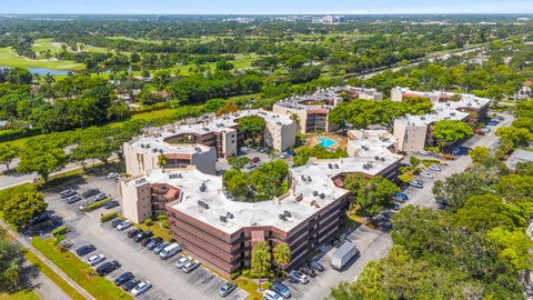 Tiny photo for 6555 W BROWARD Boulevard #409, Plantation, FL 33317 (MLS # B26065473)