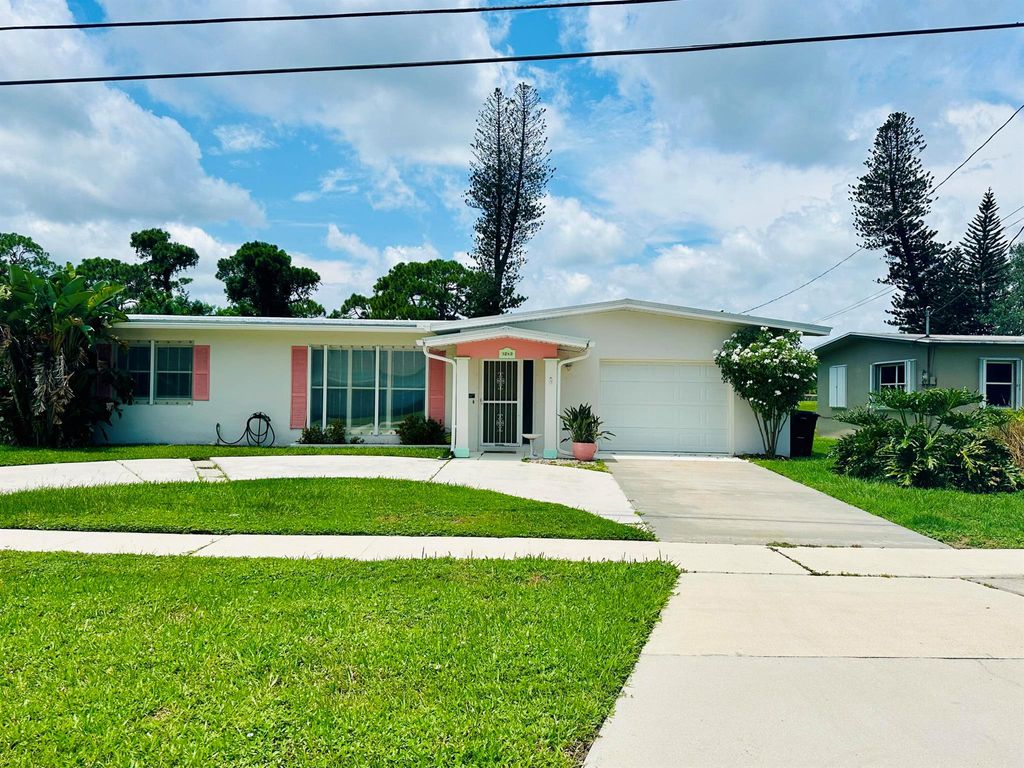 Photo of 3240 SE Monte Vista Street, Port Saint Lucie, FL 34952 (MLS # R11010787)
