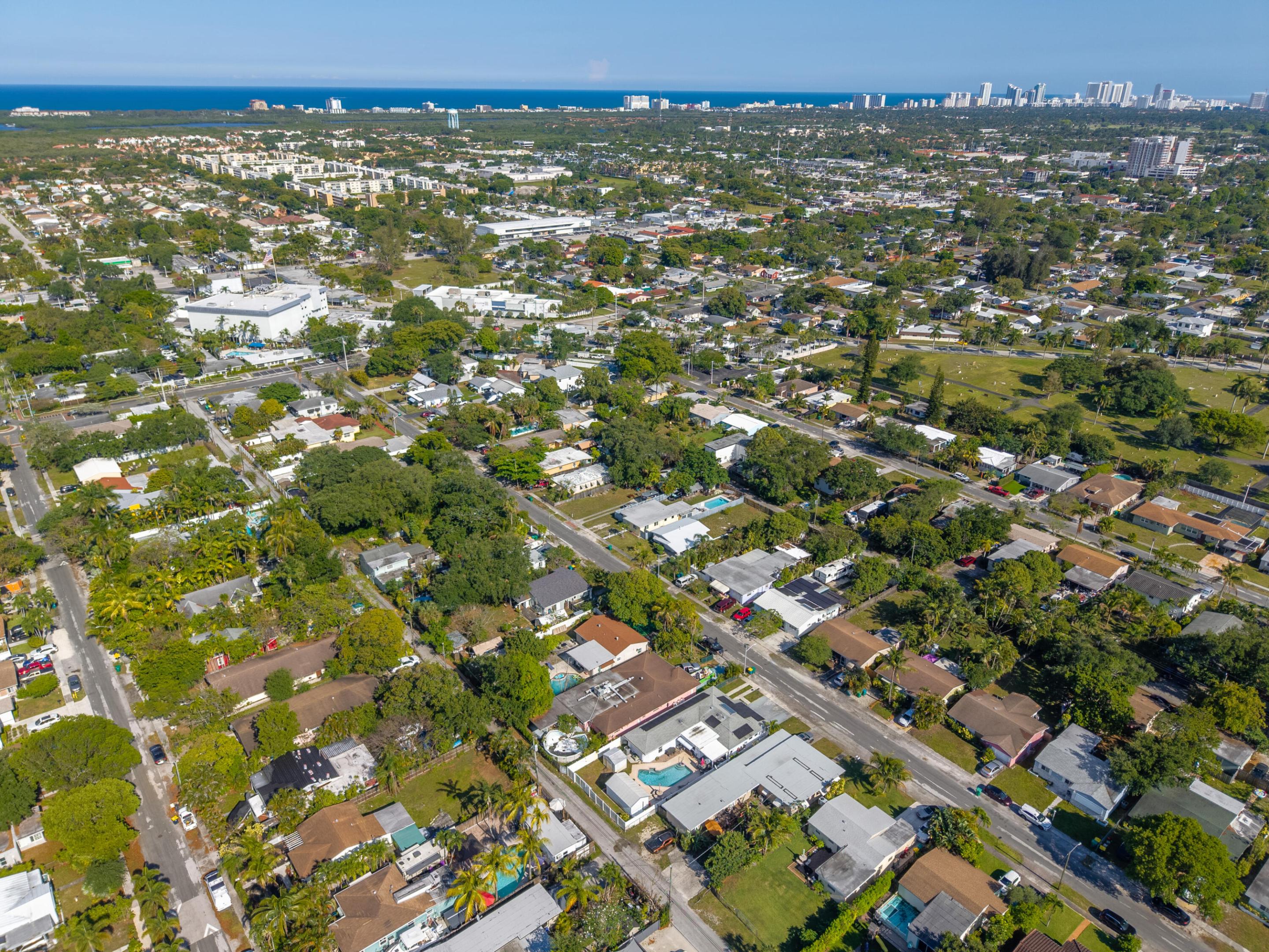 DANIA HOMESITES - Residential