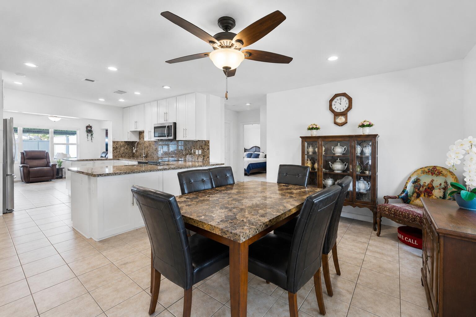 DANIA HOMESITES - Residential
