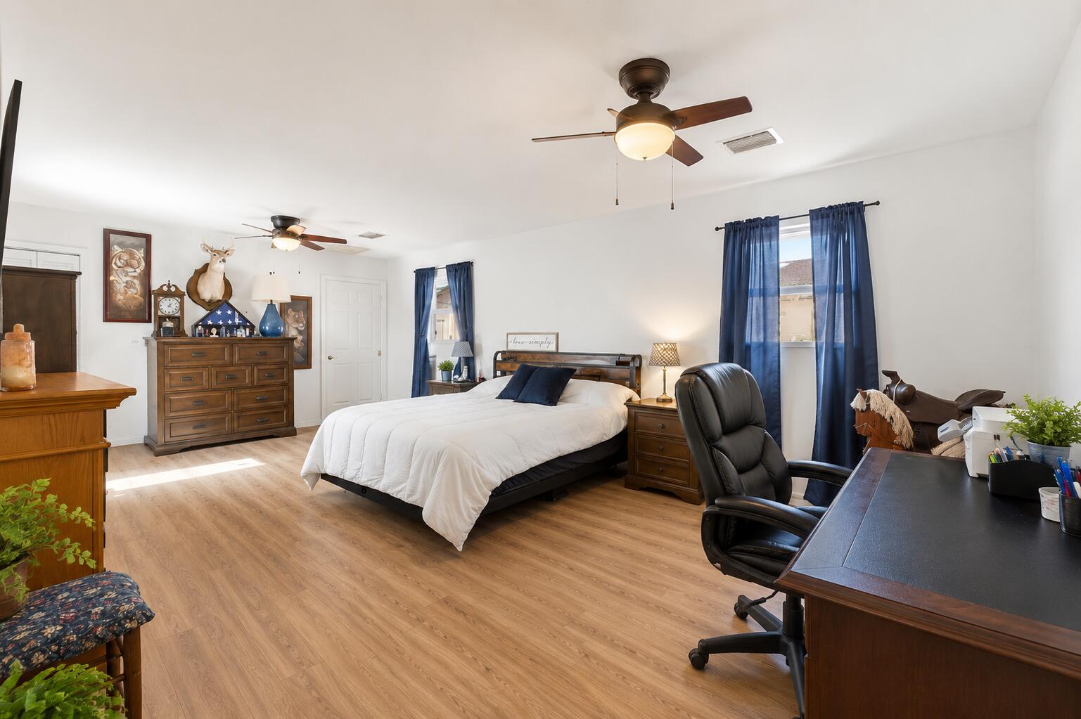 DANIA HOMESITES - Residential