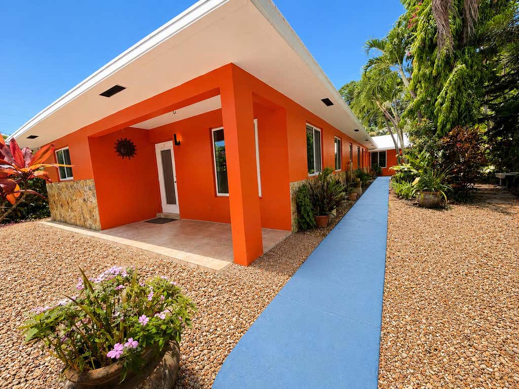 Photo of 736738 NE 36th Street, Oakland Park, FL 33334 (MLS # B26040741)