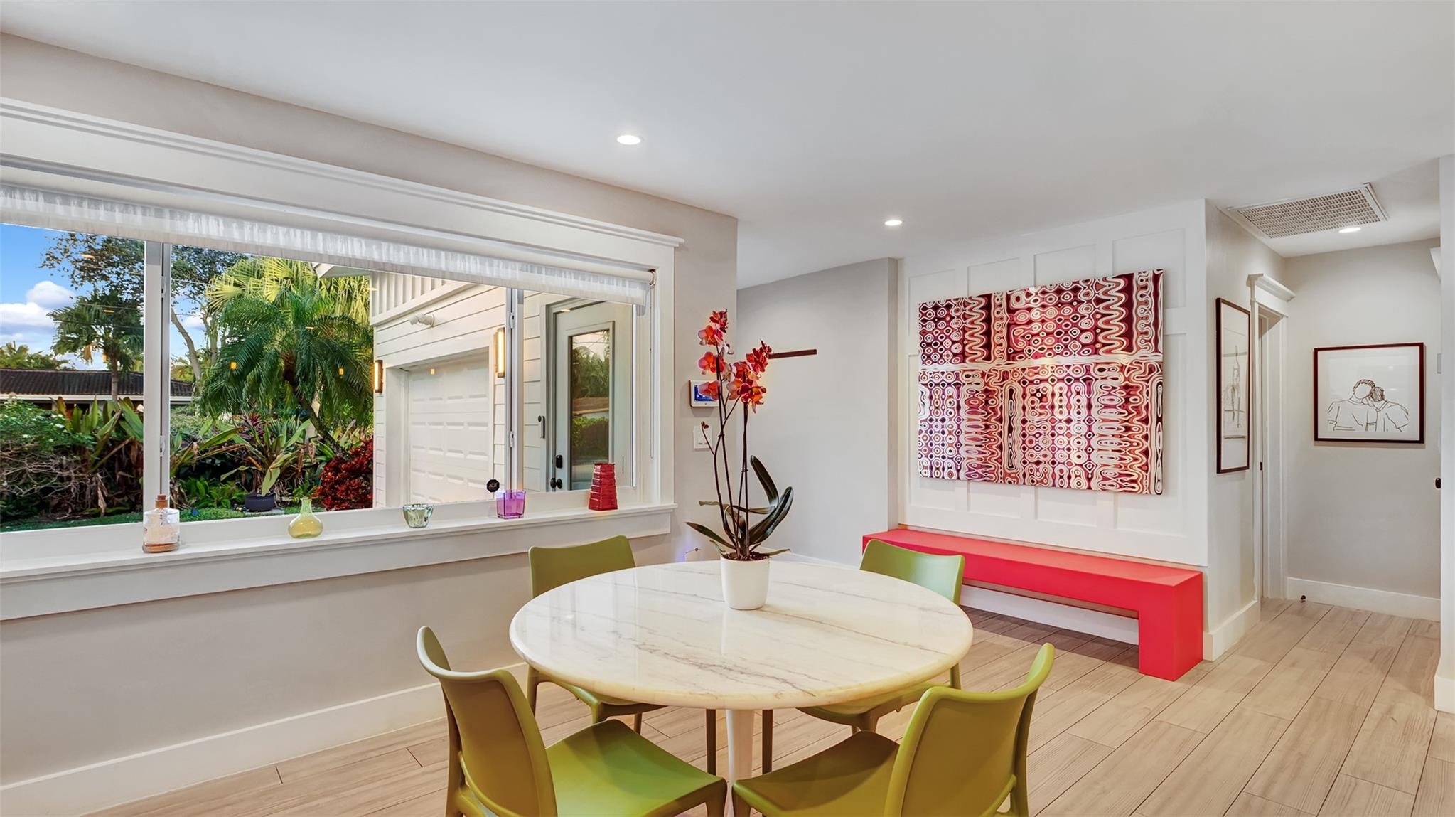 Middle River Manor 33-29 - Residential