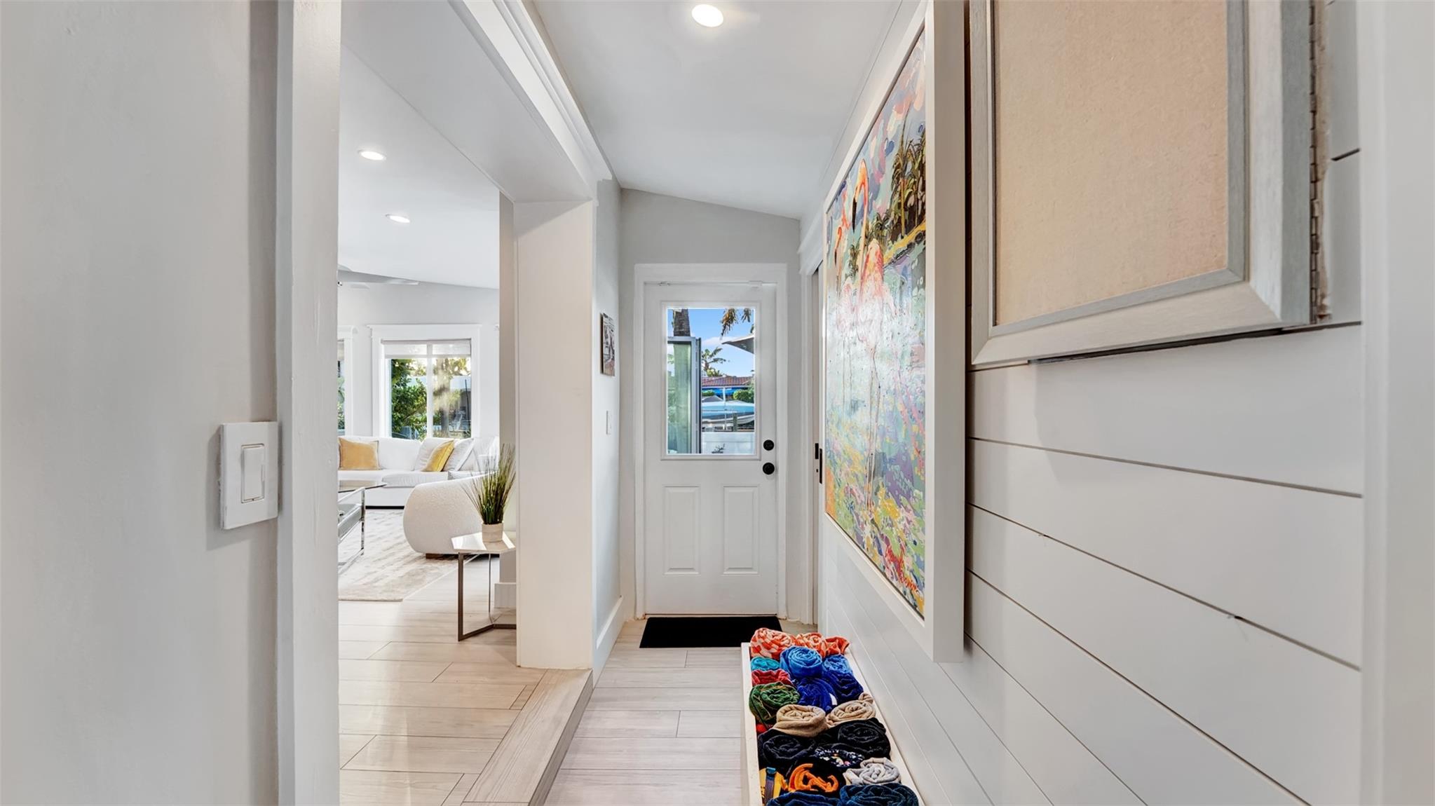 Middle River Manor 33-29 - Residential