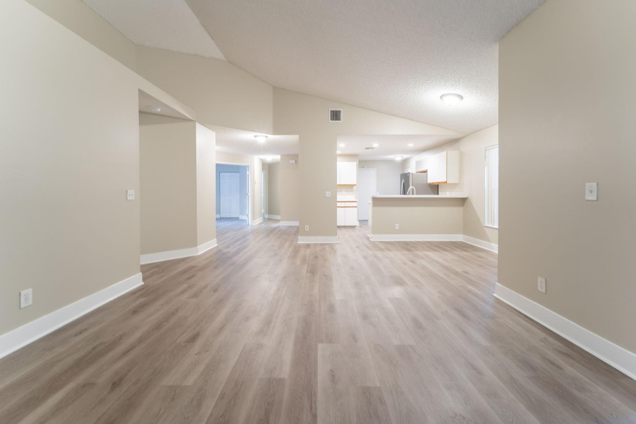 Forest Ridge Cluster Home - Residential