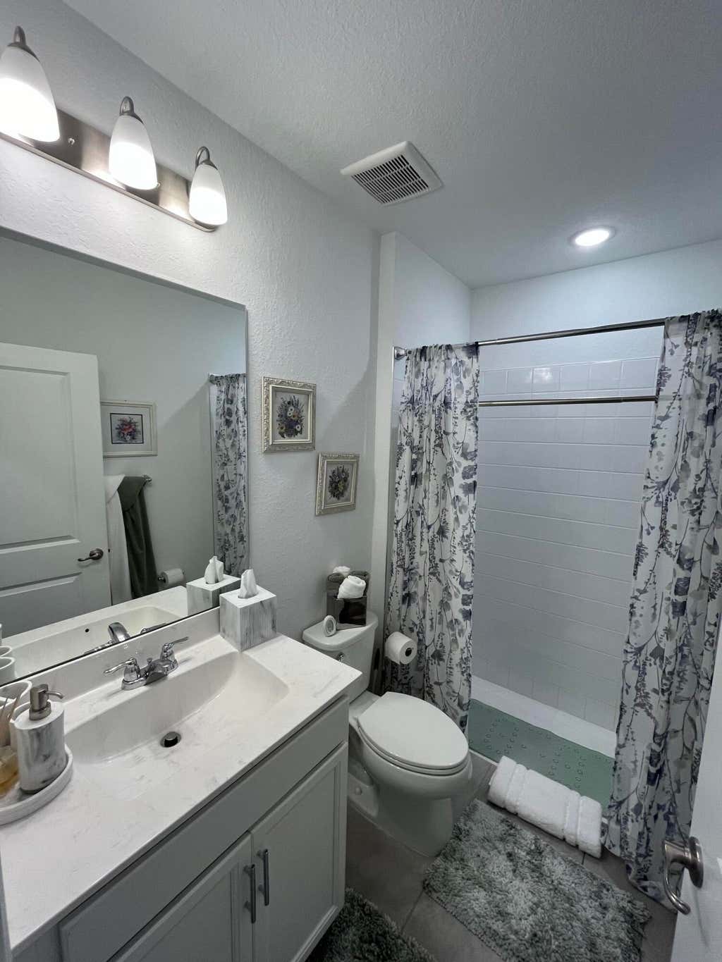 Photo of 1105 SW Ivanhoe Street, Port Saint Lucie, FL 34983 (MLS # R10977480)