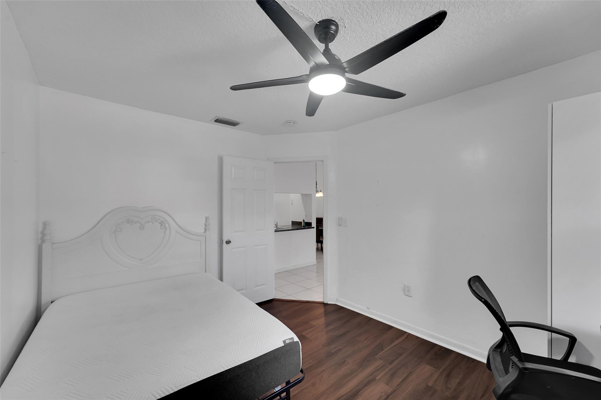 SUNRISE NOB HILL EAST - Residential Lease
