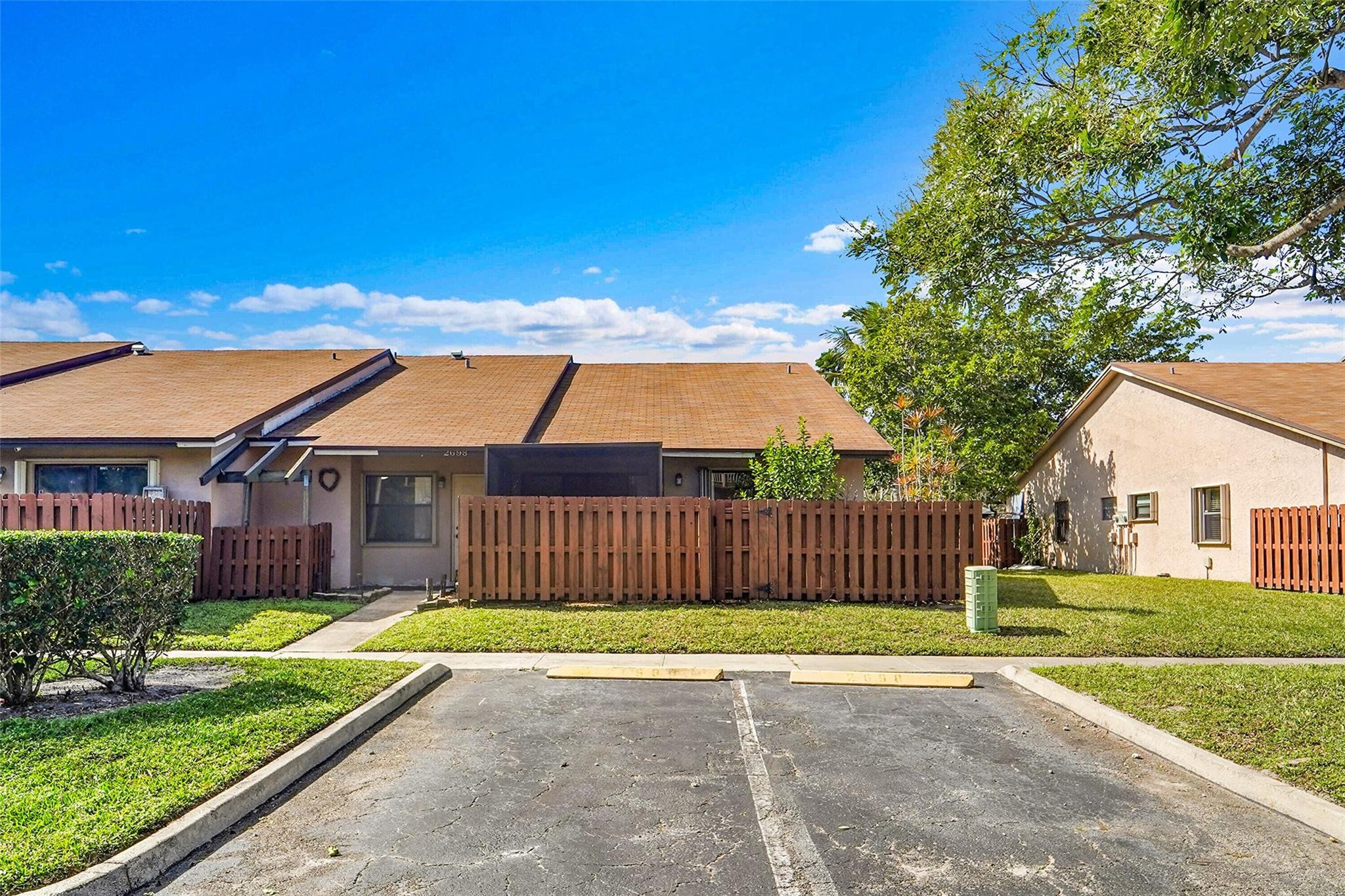 SUNRISE NOB HILL EAST - Residential Lease