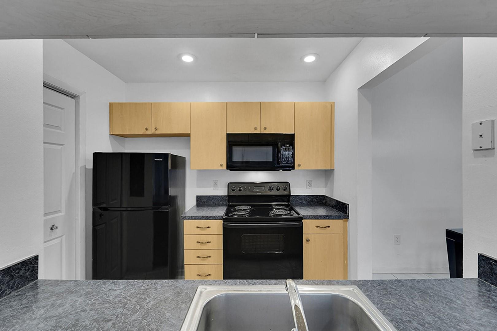 SUNRISE NOB HILL EAST - Residential Lease