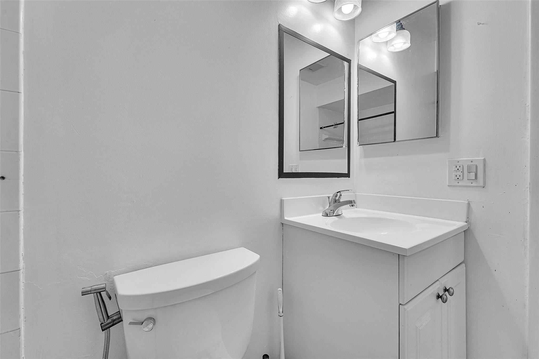 SUNRISE NOB HILL EAST - Residential Lease