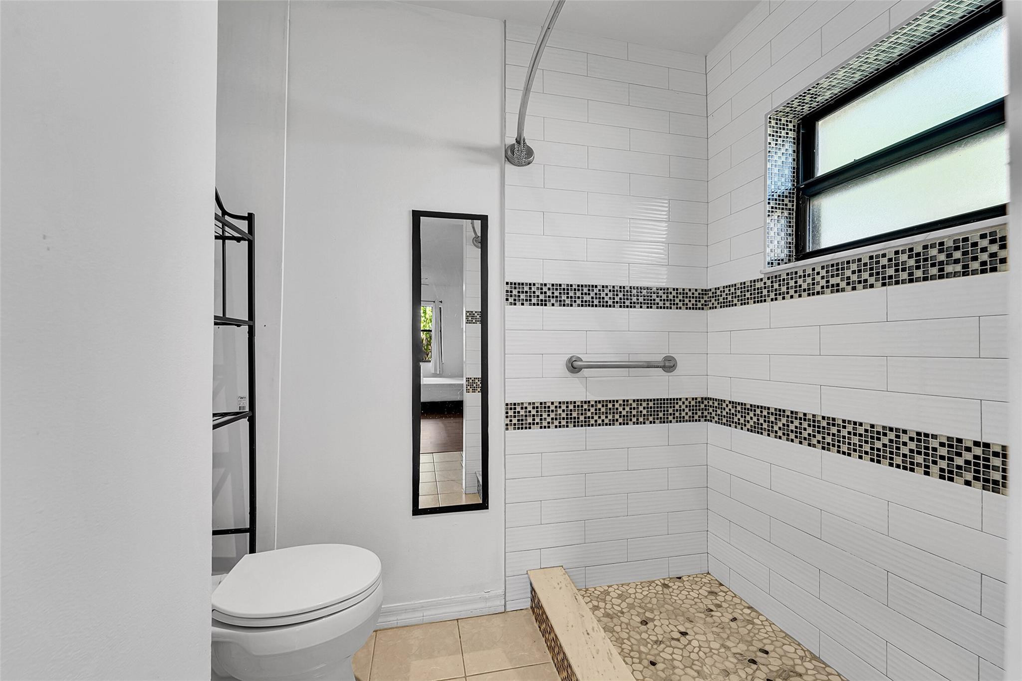 SUNRISE NOB HILL EAST - Residential Lease