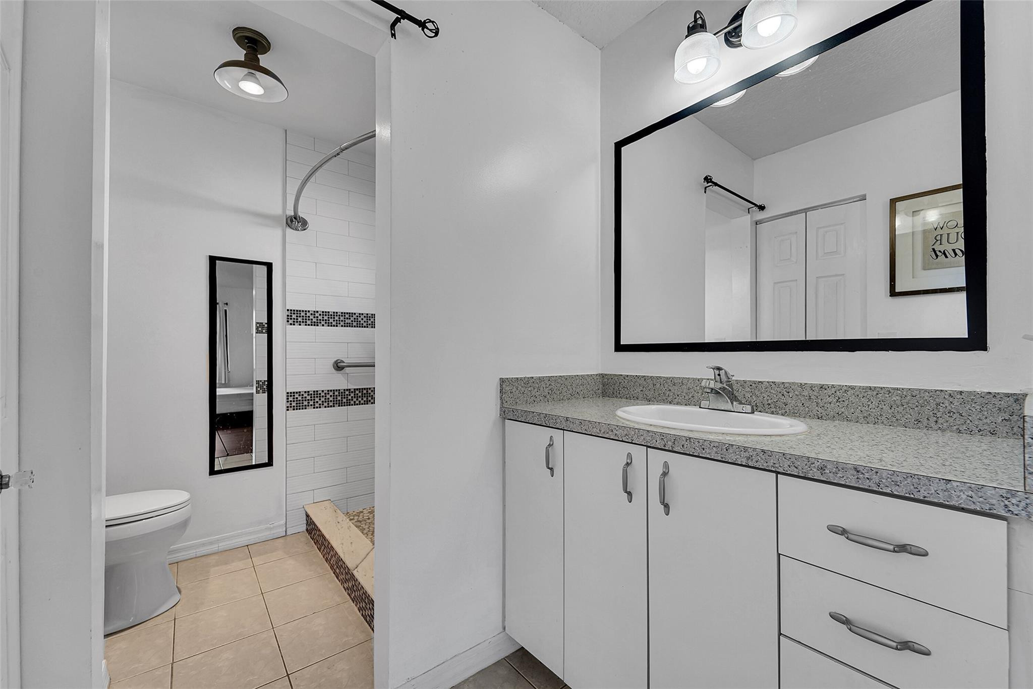 SUNRISE NOB HILL EAST - Residential Lease