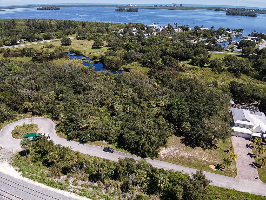 Photo of 4132 Mariner Oaks Way, Fort Pierce, FL 34946 (MLS # B26009447)