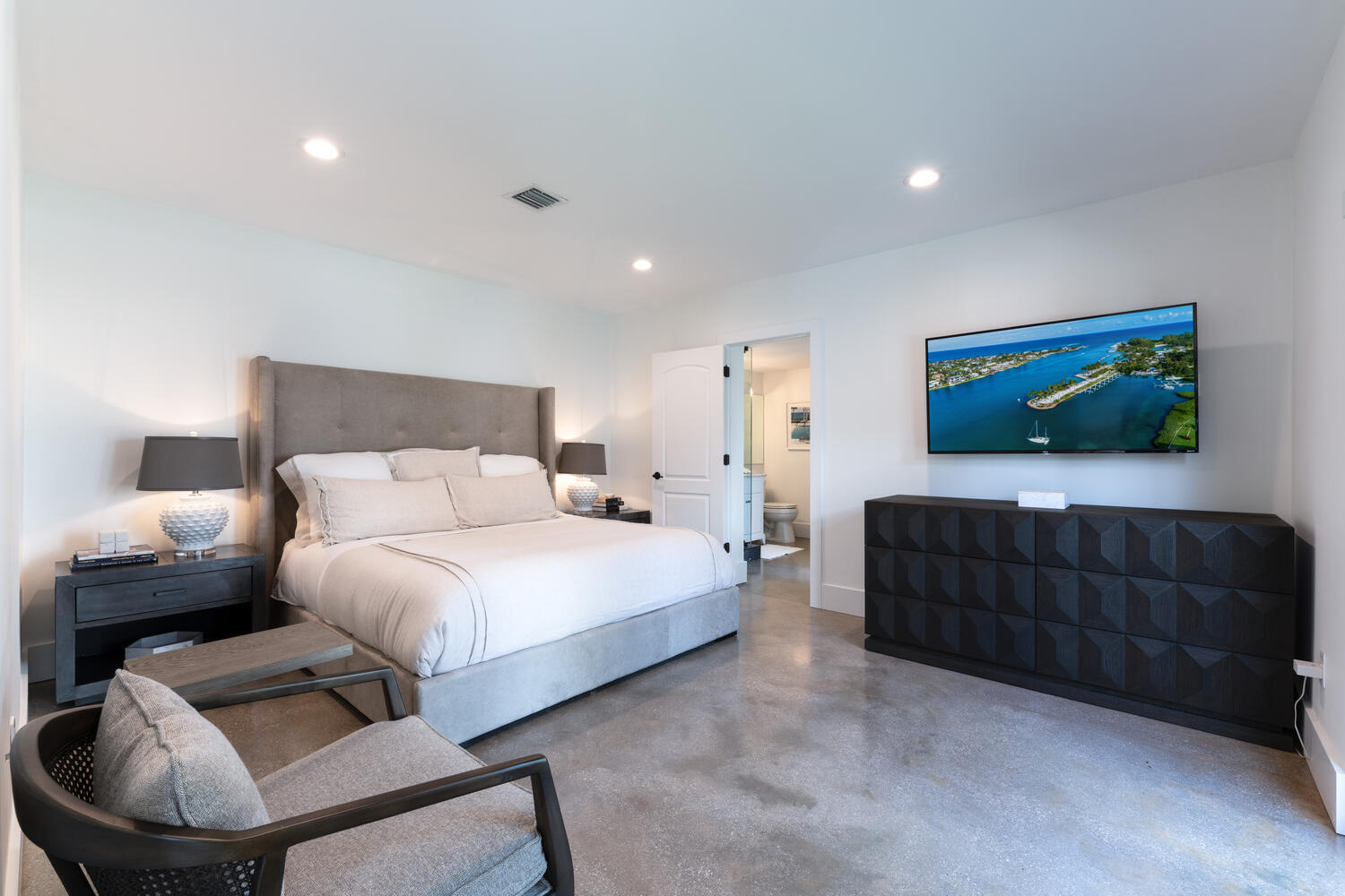 SOUTHEND - Residential