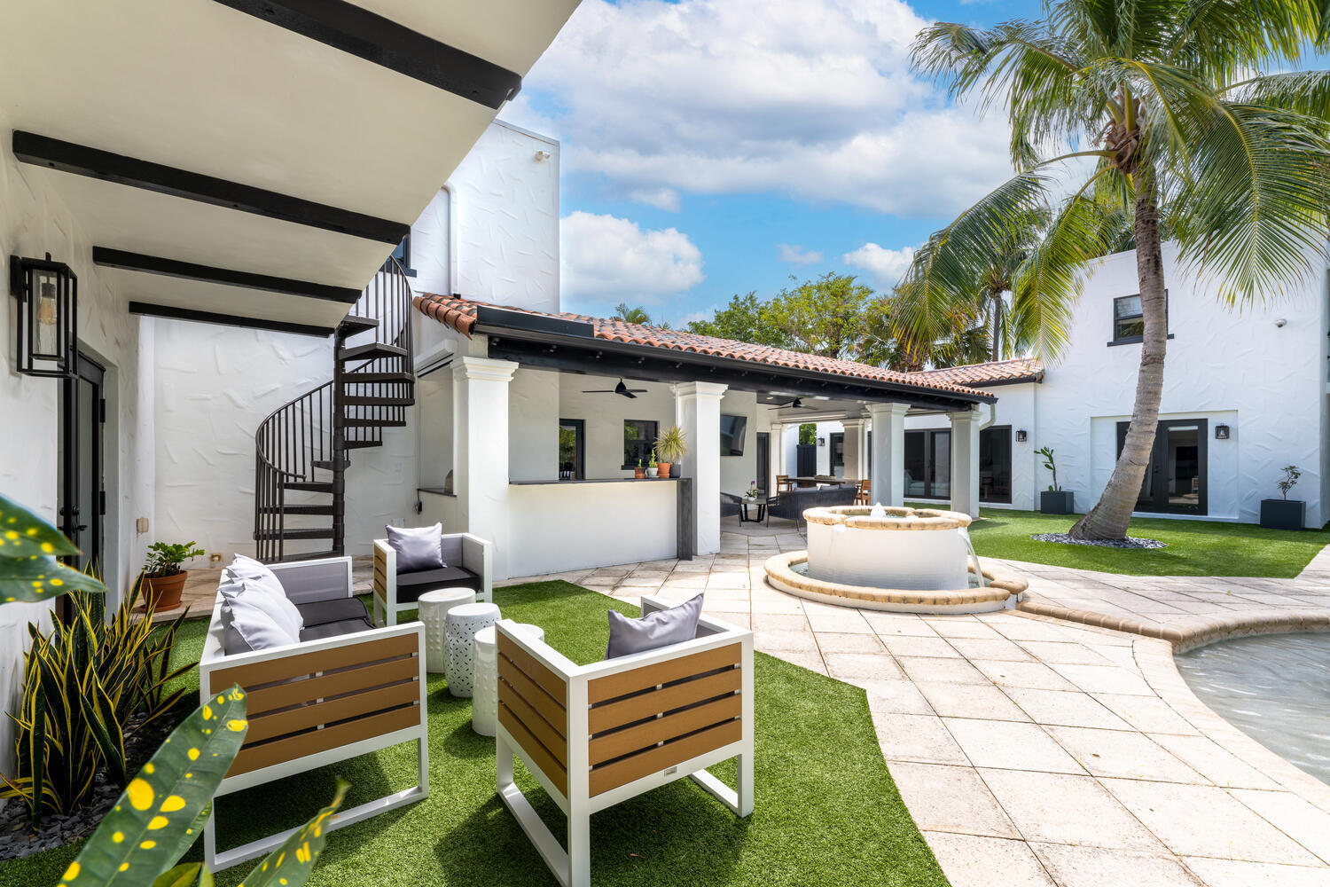 SOUTHEND - Residential