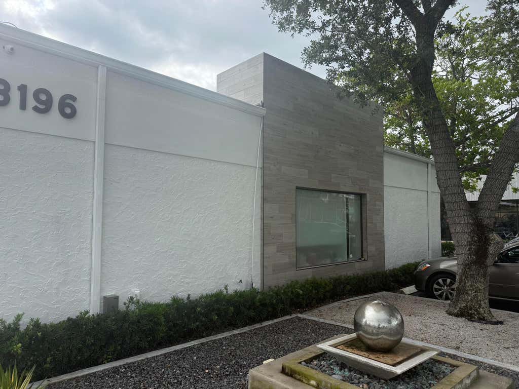 Photo of 3196 N FEDERAL Highway, Boca Raton, FL 33431 (MLS # B26061247)