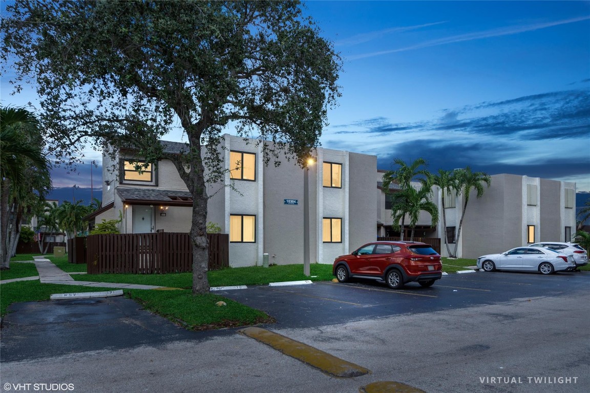 INDIAN LAKES VILLAGE - Residential