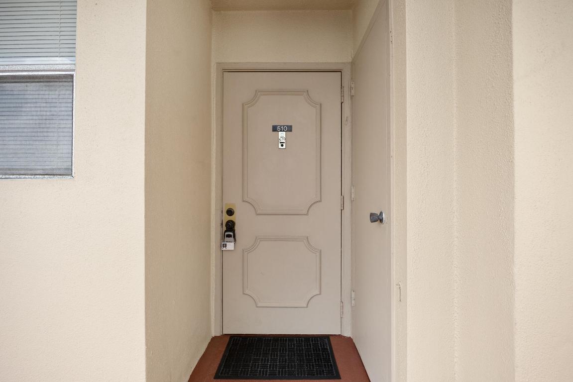 POINCIANA PLACE CONDO 1,2,8 AND 9 - Residential Lease