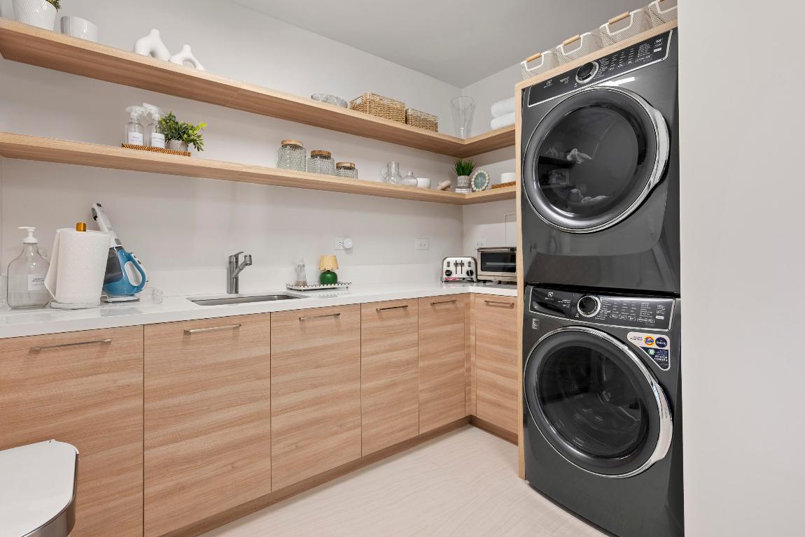 ALINA 220 BOCA RATON CONDO - Residential