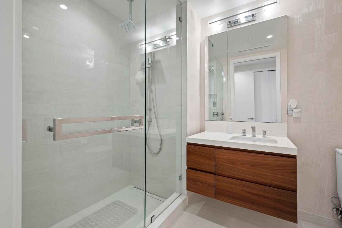 ALINA 220 BOCA RATON CONDO - Residential