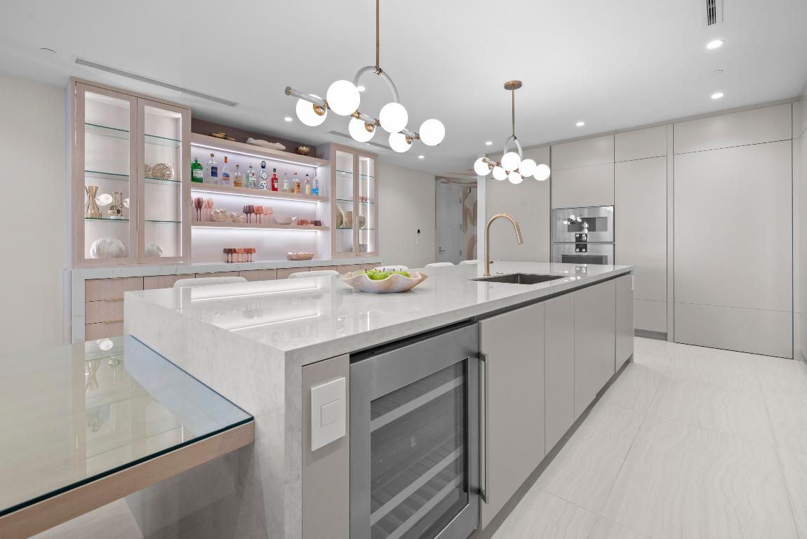 ALINA 220 BOCA RATON CONDO - Residential