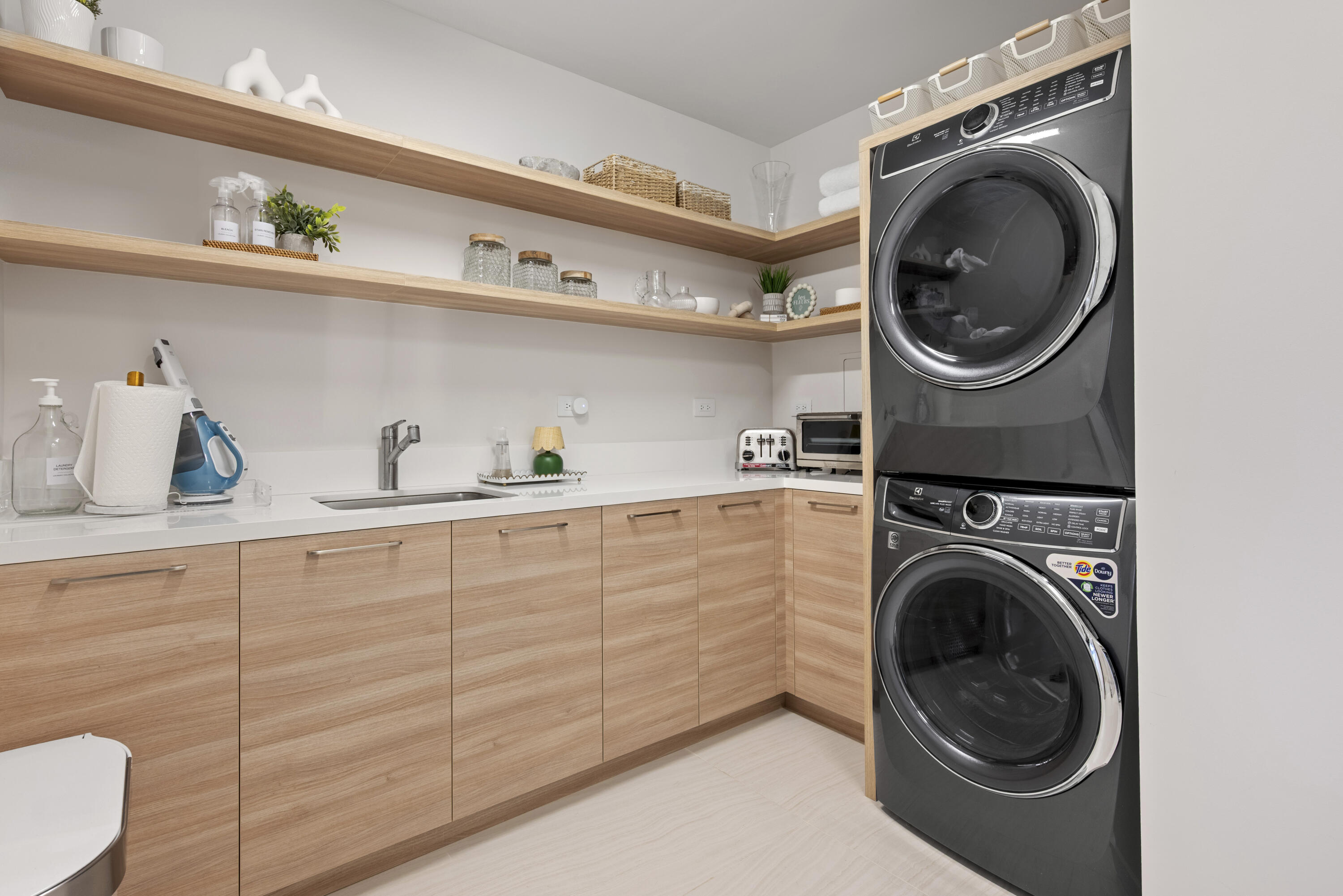 ALINA 220 BOCA RATON CONDO - Residential