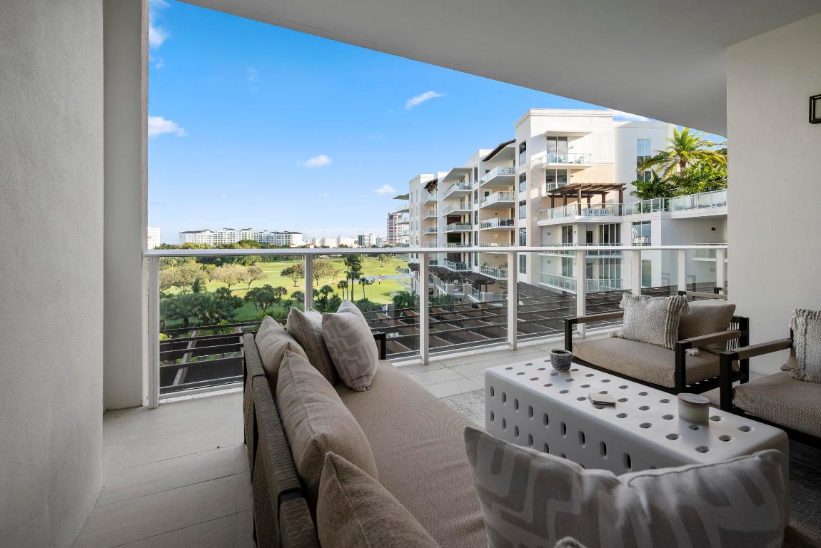 ALINA 220 BOCA RATON CONDO - Residential