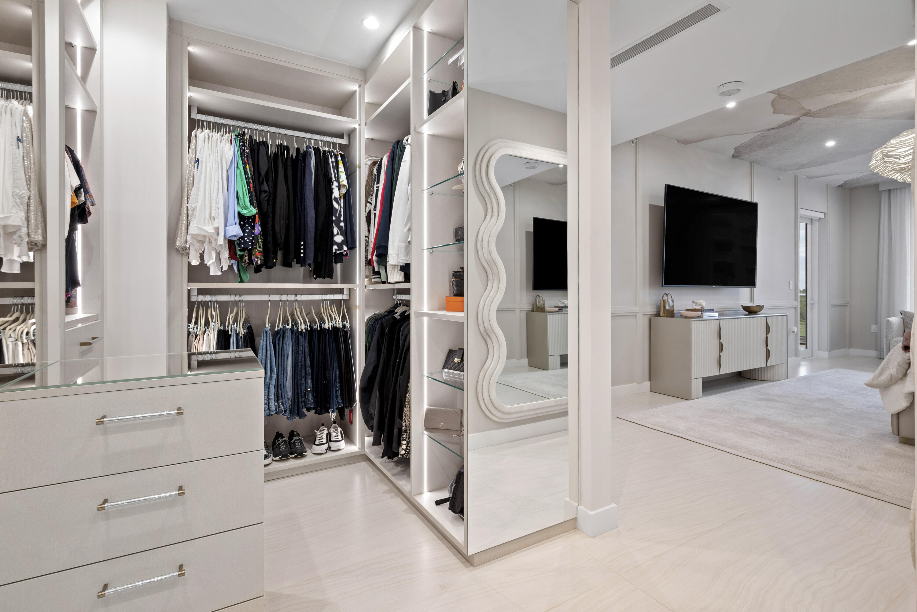 ALINA 220 BOCA RATON CONDO - Residential