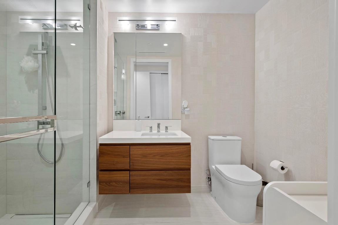 ALINA 220 BOCA RATON CONDO - Residential