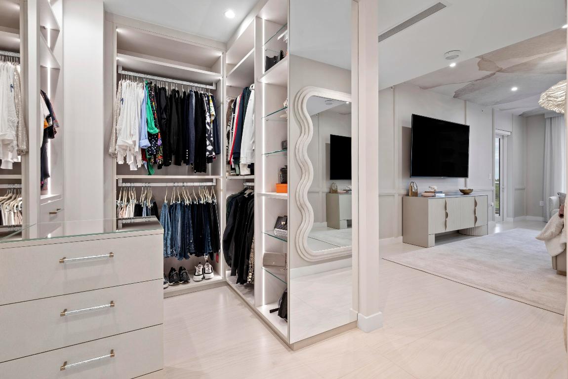 ALINA 220 BOCA RATON CONDO - Residential