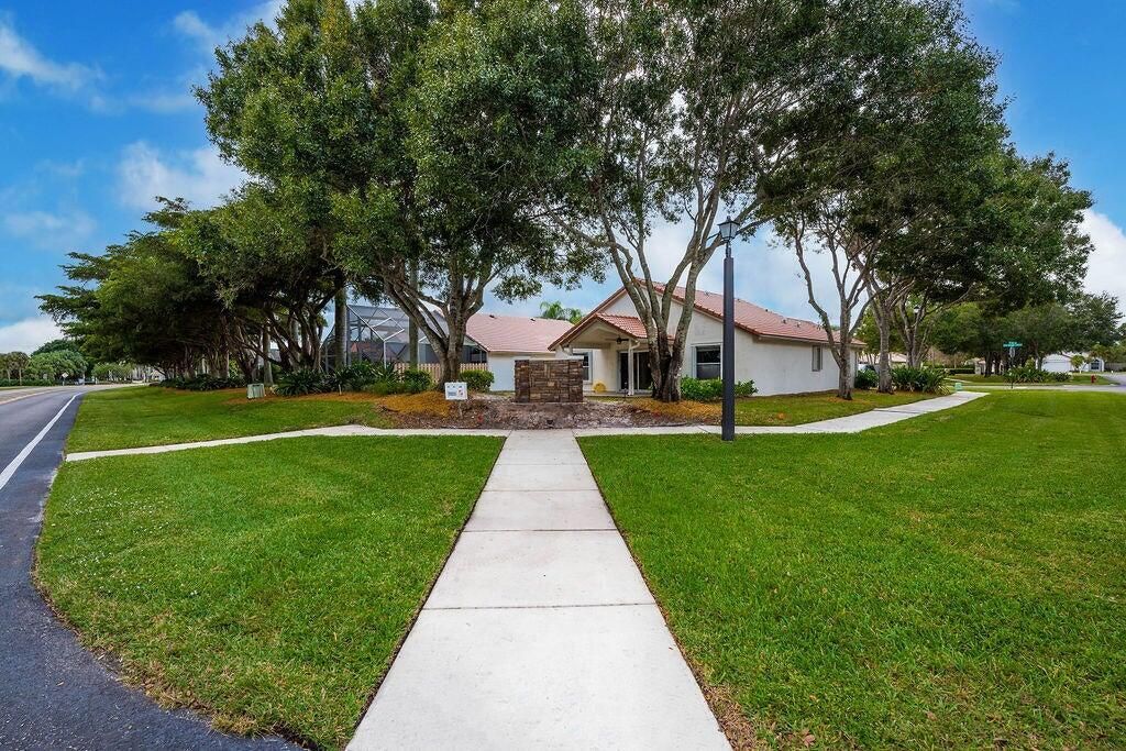 Photo of 1975 Oak Berry Circle, Wellington, FL 33414 (MLS # R11163479)