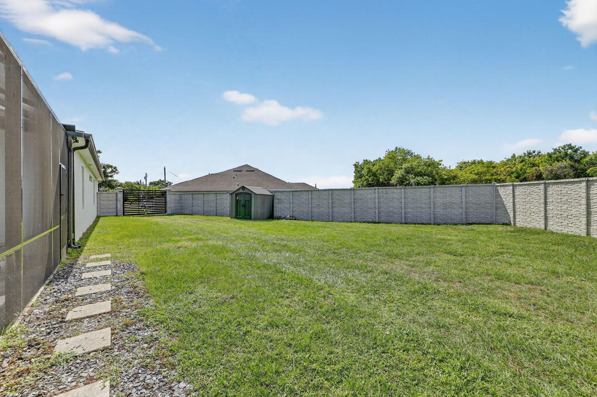 PORT ST LUCIE SECTION 33 - Residential