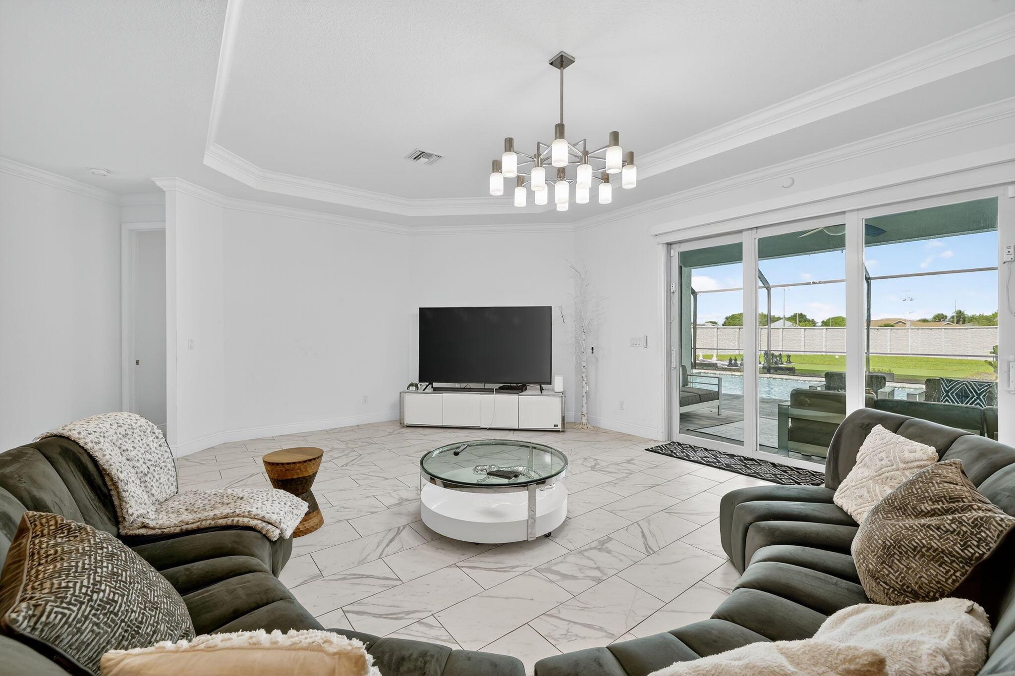 PORT ST LUCIE SECTION 33 - Residential