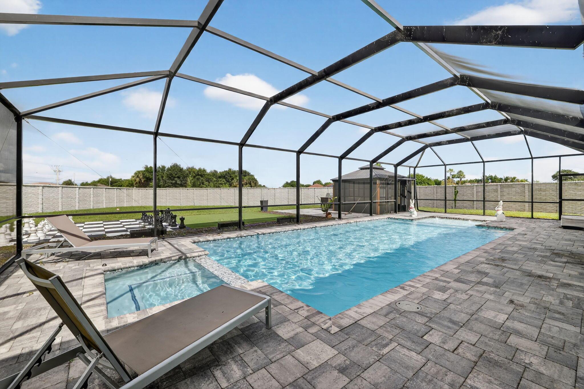 PORT ST LUCIE SECTION 33 - Residential