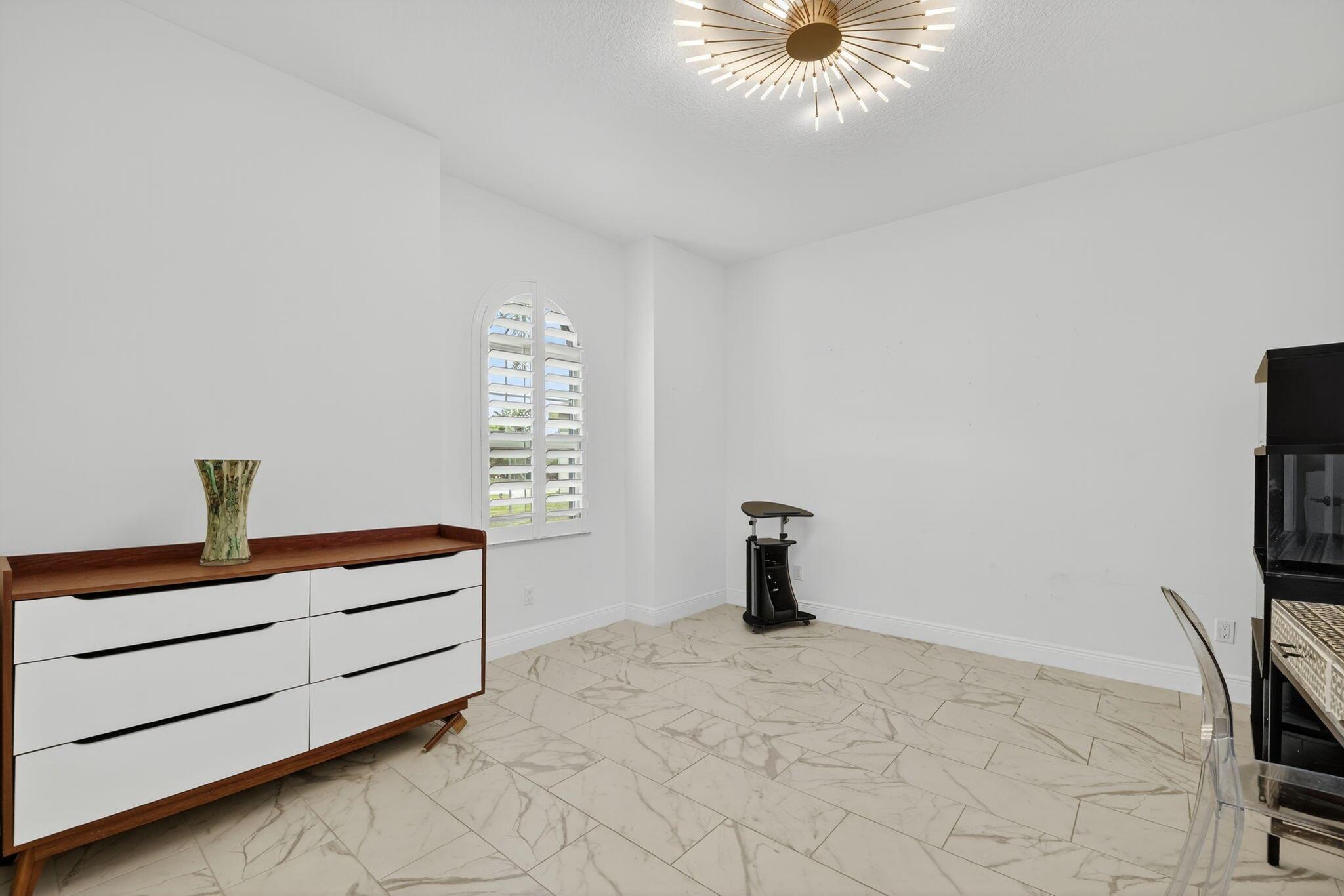 PORT ST LUCIE SECTION 33 - Residential