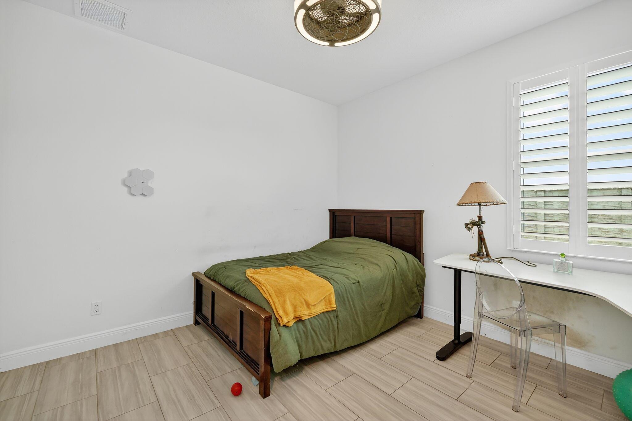 PORT ST LUCIE SECTION 33 - Residential