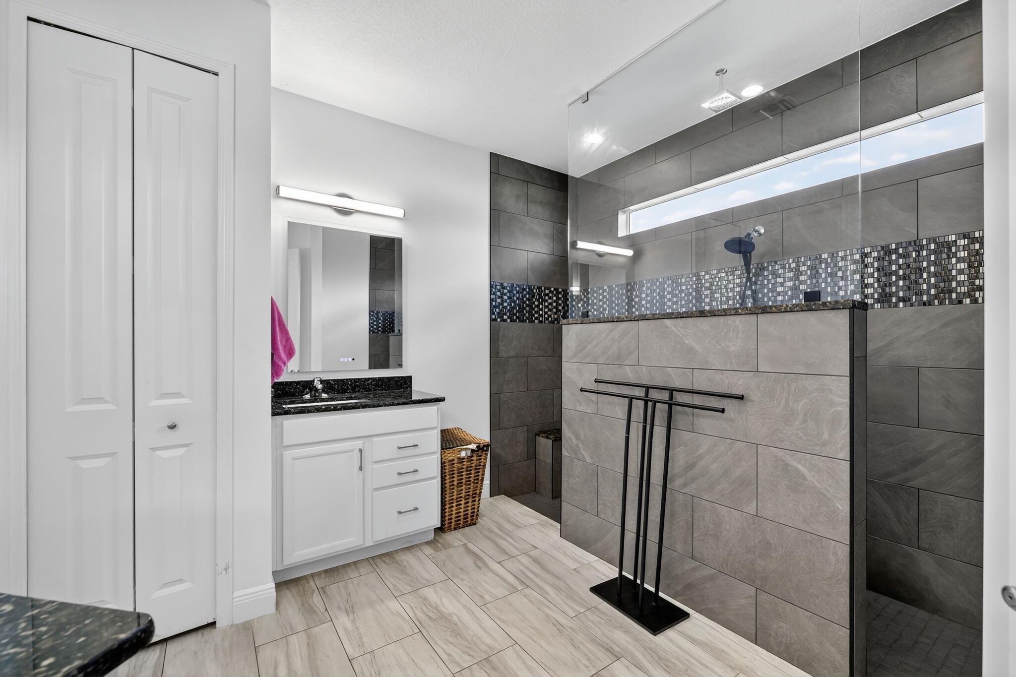 PORT ST LUCIE SECTION 33 - Residential