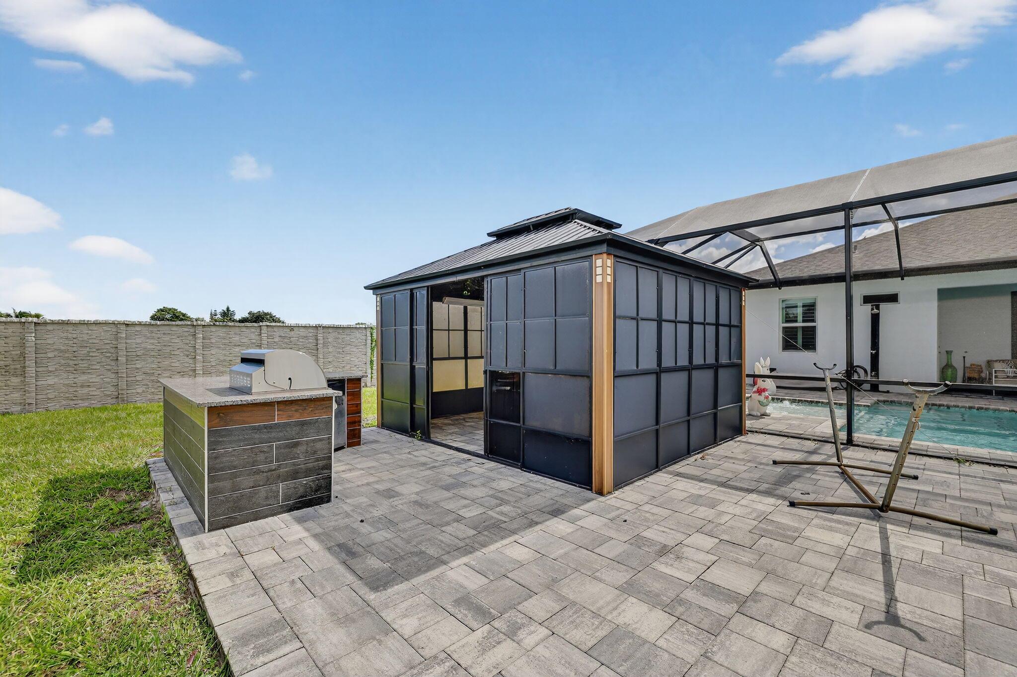 PORT ST LUCIE SECTION 33 - Residential