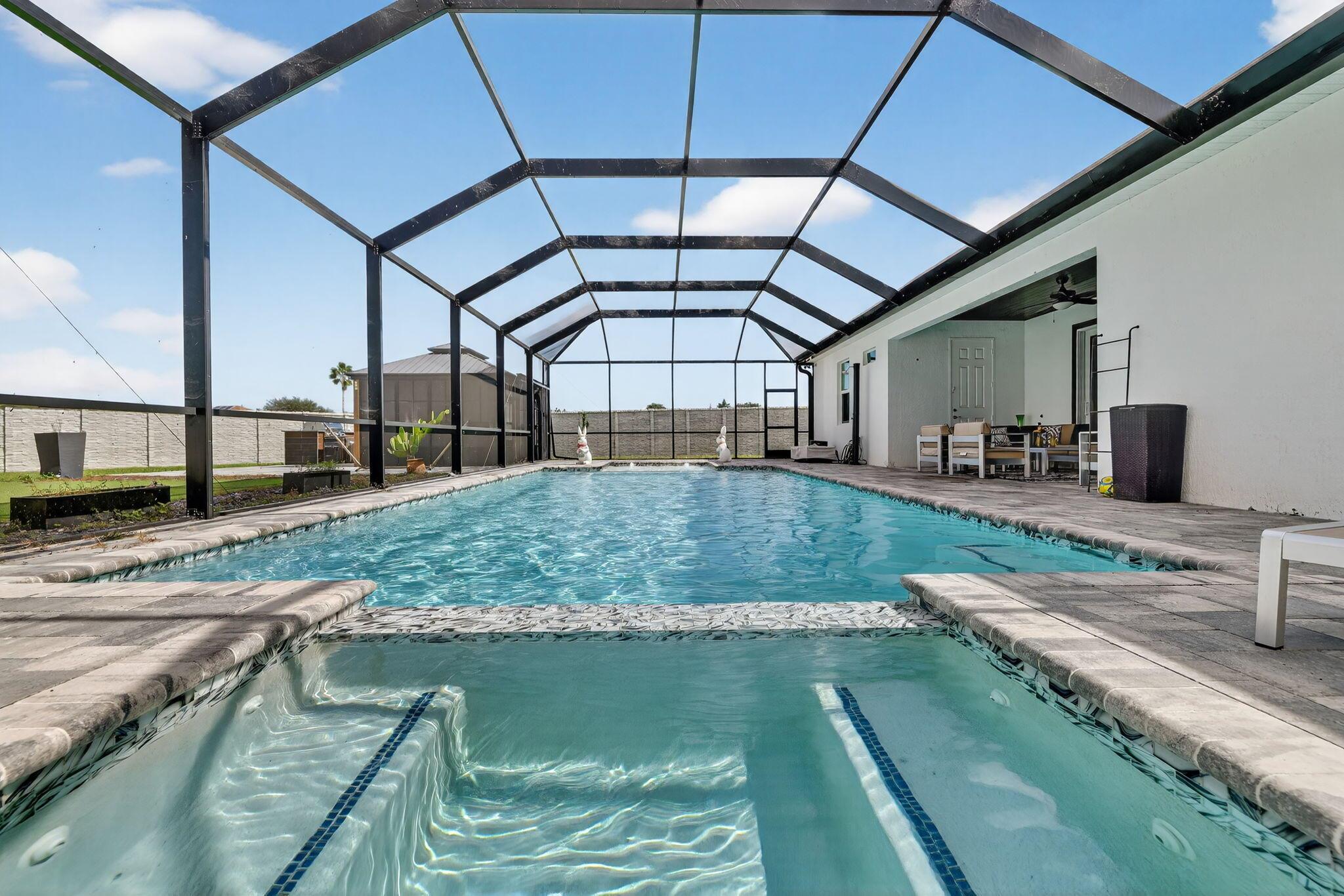 PORT ST LUCIE SECTION 33 - Residential