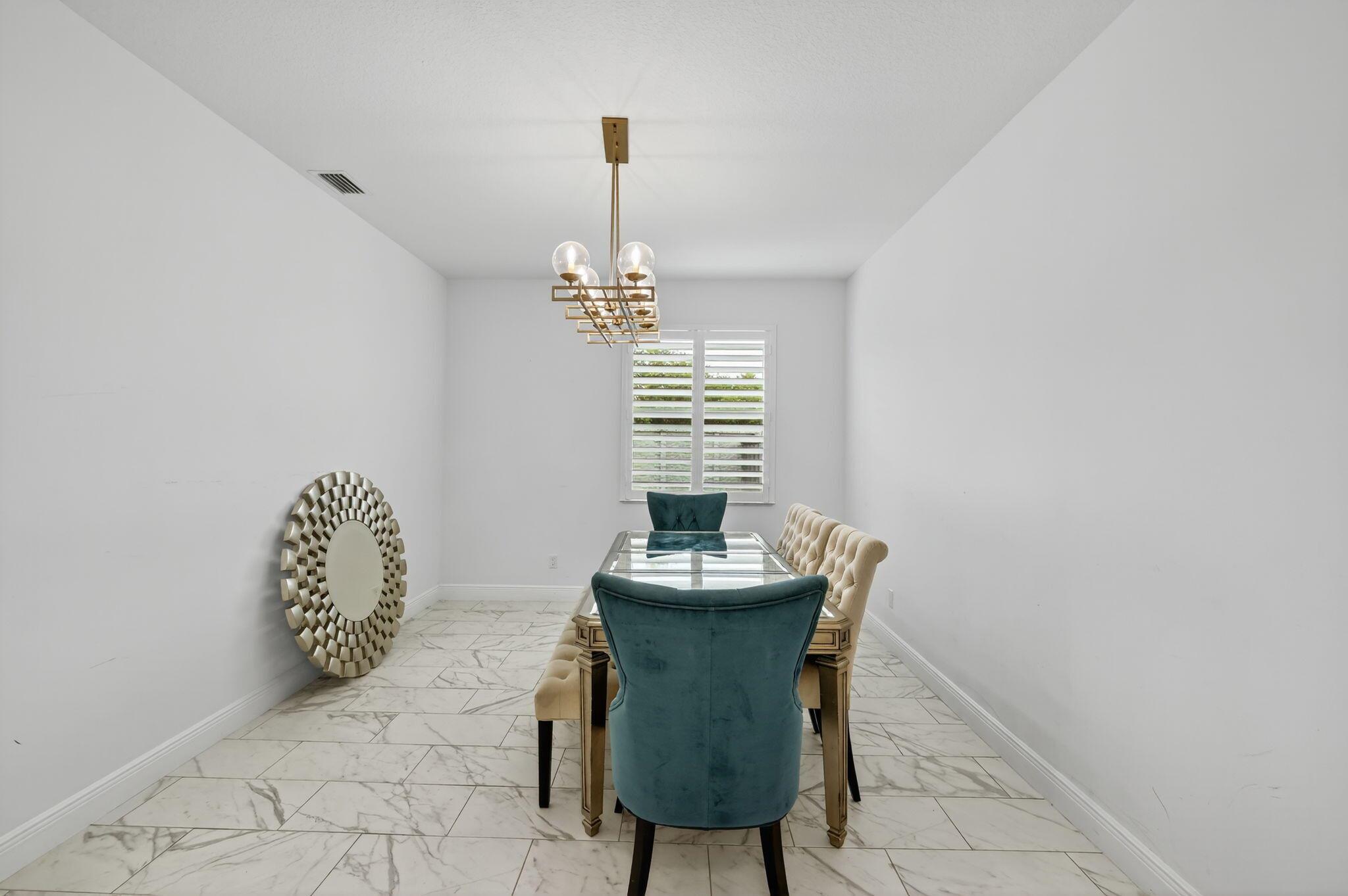 PORT ST LUCIE SECTION 33 - Residential