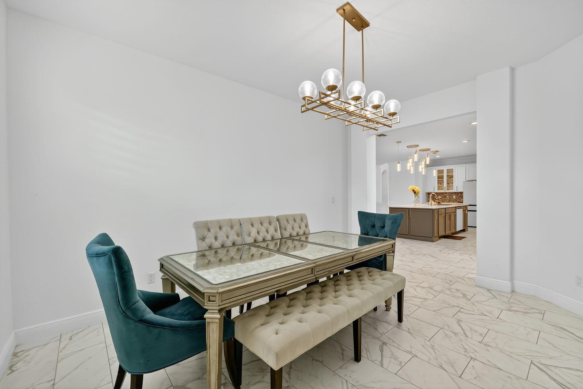 PORT ST LUCIE SECTION 33 - Residential