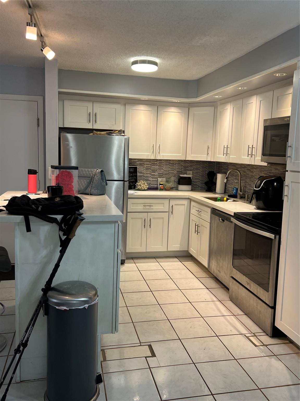 TAMARAC GARDENS - Residential